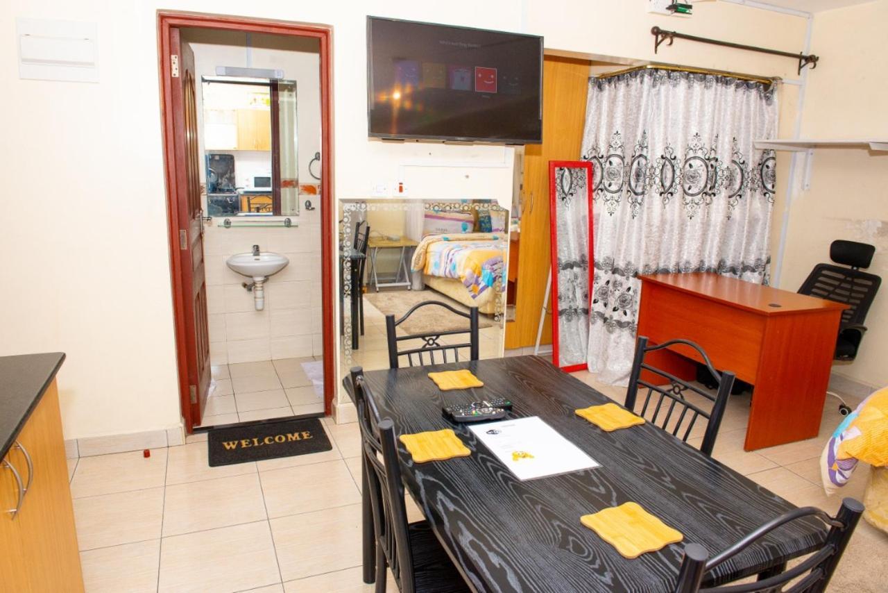 Mercy-Phillips Apartments Located At Eagle Tower Building Nairobi City Centre Luaran gambar