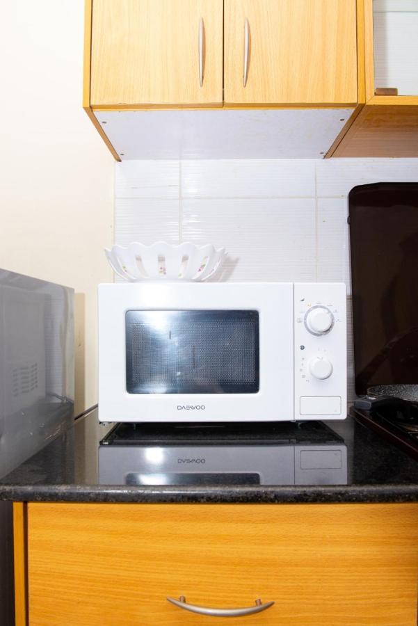Mercy-Phillips Apartments Located At Eagle Tower Building Nairobi City Centre Luaran gambar