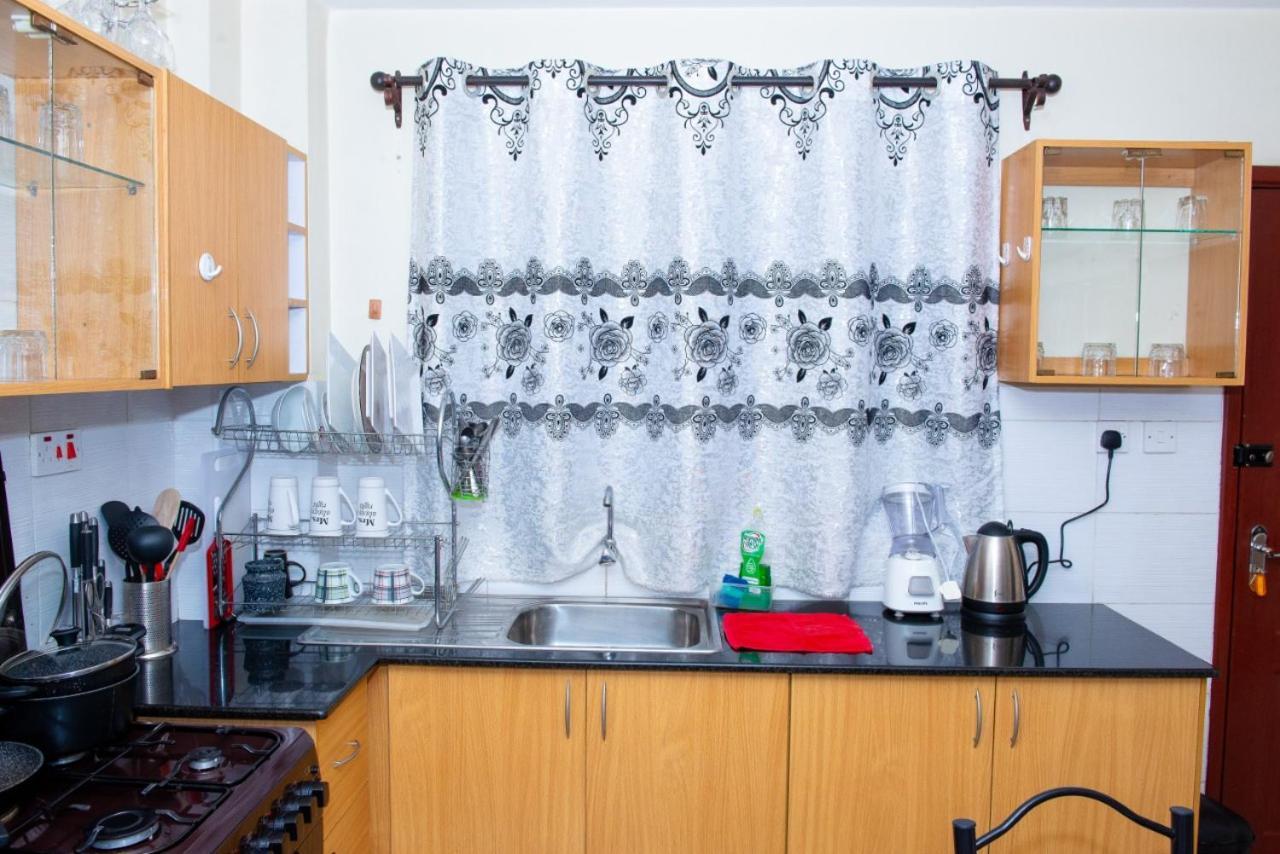 Mercy-Phillips Apartments Located At Eagle Tower Building Nairobi City Centre Luaran gambar