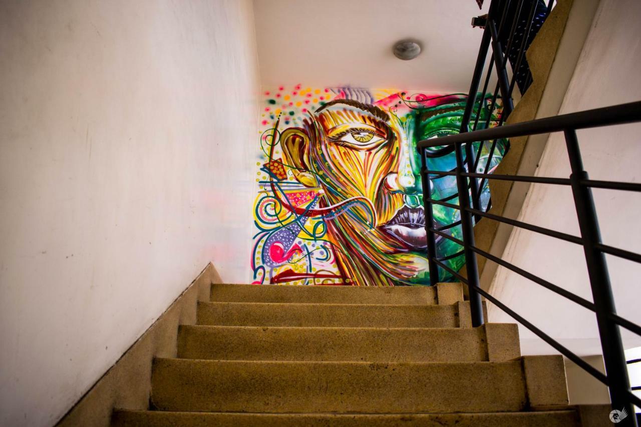 Mercy-Phillips Apartments Located At Eagle Tower Building Nairobi City Centre Luaran gambar