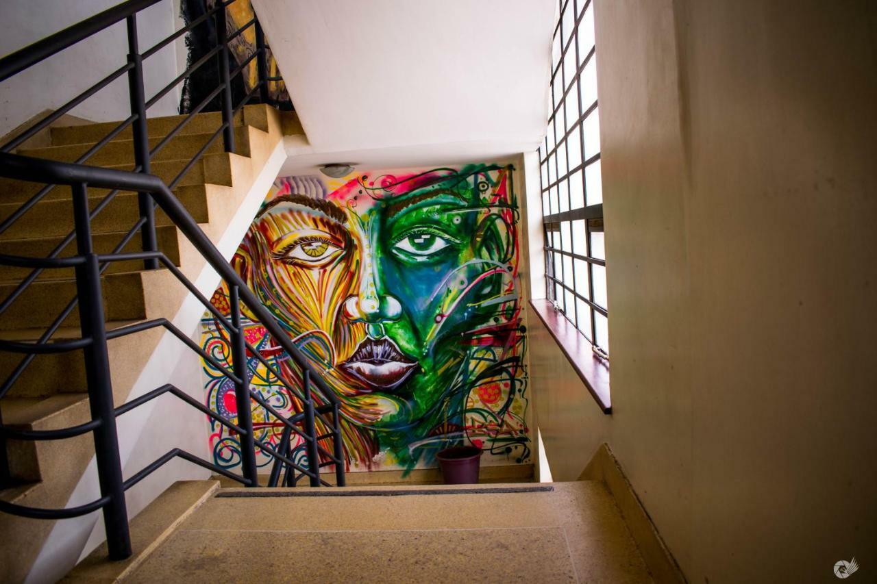 Mercy-Phillips Apartments Located At Eagle Tower Building Nairobi City Centre Luaran gambar