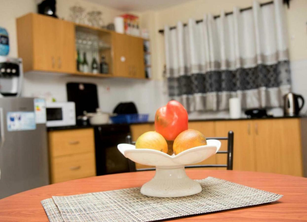Mercy-Phillips Apartments Located At Eagle Tower Building Nairobi City Centre Luaran gambar