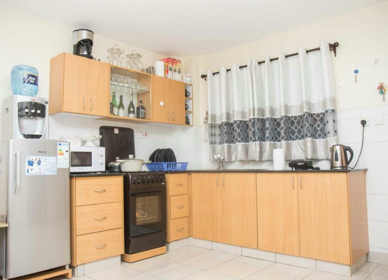 Mercy-Phillips Apartments Located At Eagle Tower Building Nairobi City Centre Luaran gambar
