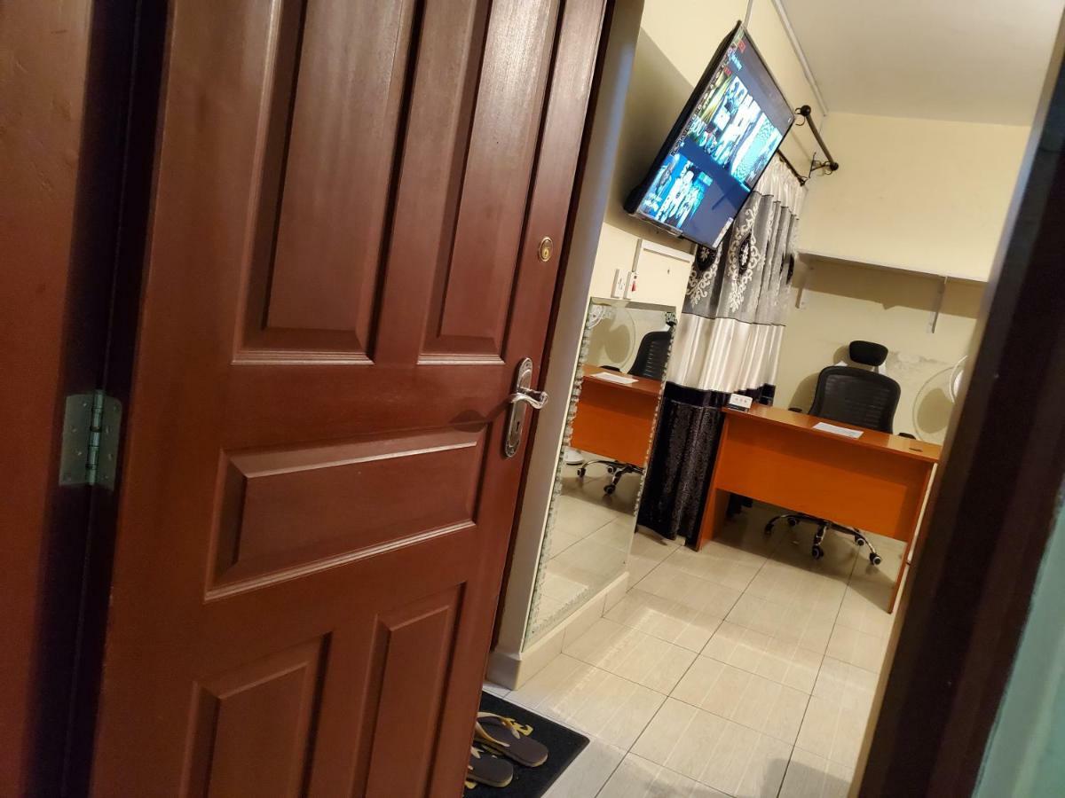 Mercy-Phillips Apartments Located At Eagle Tower Building Nairobi City Centre Luaran gambar